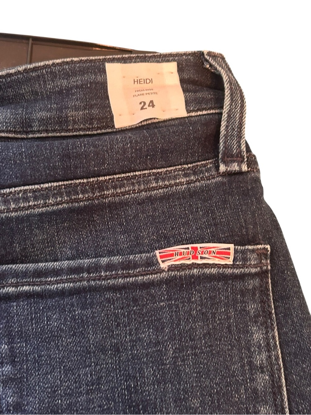 Women's Hudson Heidi High-Rise flare petite jeans dark rinse Size 24 - Picture 4 of 7